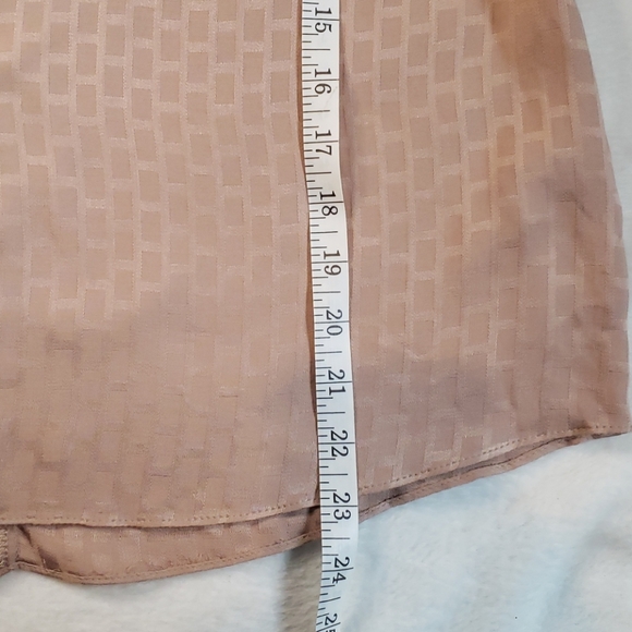 NWOT. Supply and Demand top - Picture 7 of 10